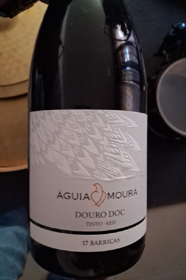 Águia Moura 17 Barricas - Image 1