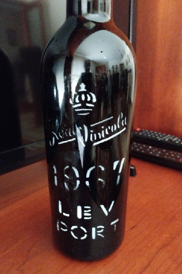Real Vinícola Late Bottled Vintage Port 1967 - Image 1