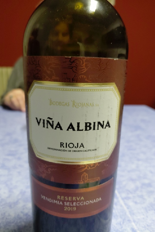 Viña Albina Reserva Vendimia Seleccionada 2019 - Image 1