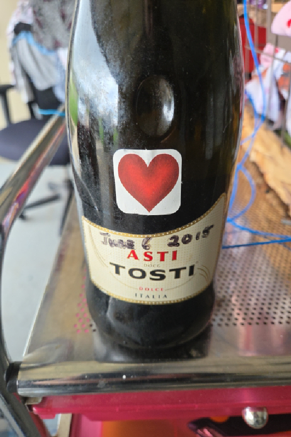 Tosti Asti Dolce - Image 1