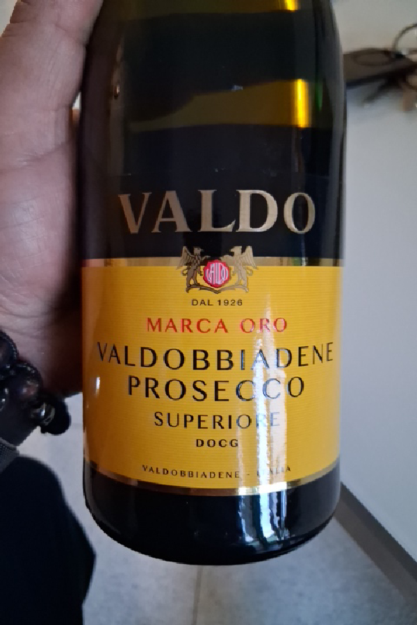 Valdo Marca Oro Valdobbiadene Prosecco Superiore DOCG - Image 1