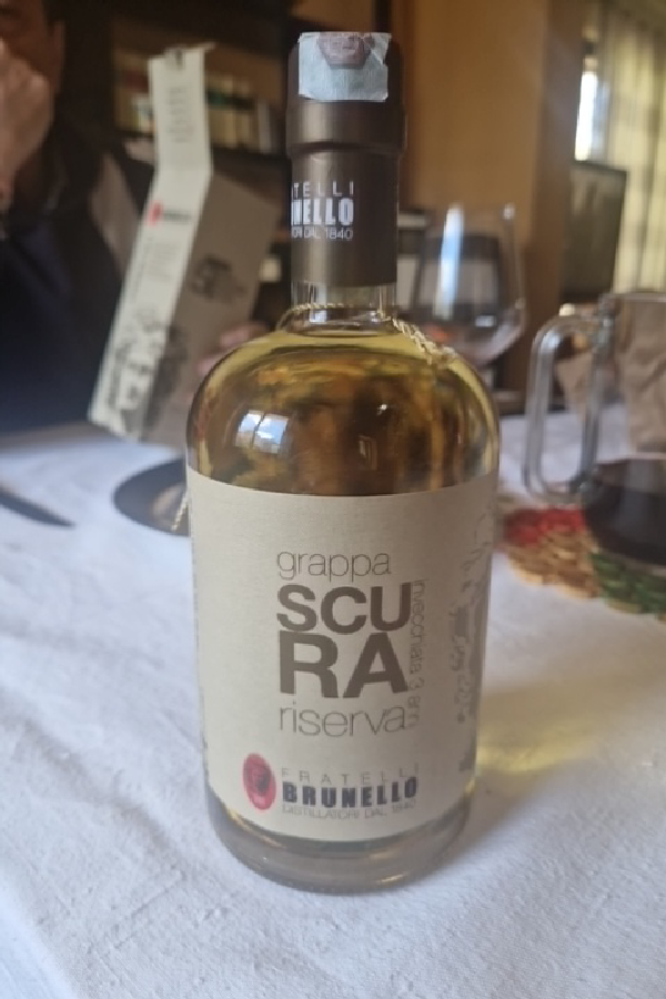 Grappa Scura Riserva - Image 1