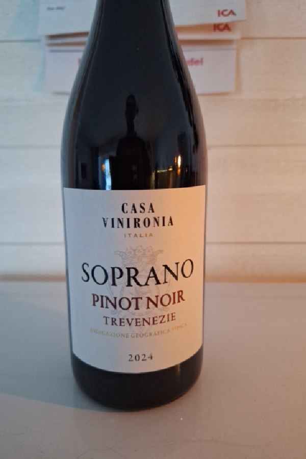 Soprano Pinot Noir - Image 1