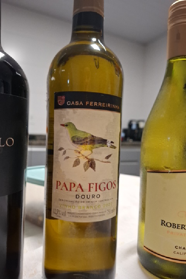 Papa Figos Vinho Branco 2022 - Image 1