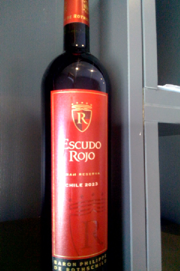 Escudo Rojo Gran Reserva 2023 - Image 1