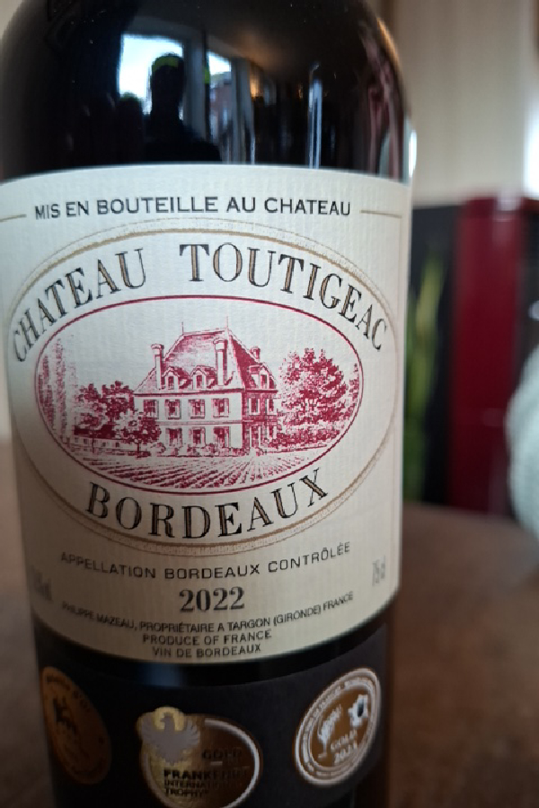 Chateau Toutigeac Bordeaux Rouge - Image 1
