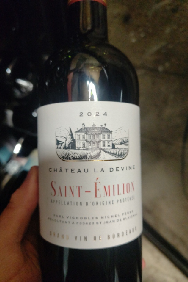 Château La Devine Saint-Émilion - Image 1