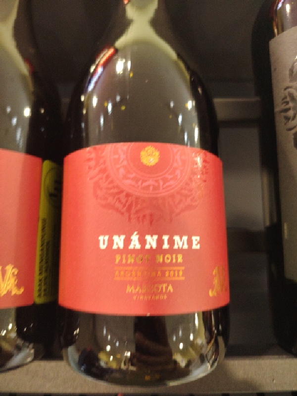 Unánime Pinot Noir - Image 1