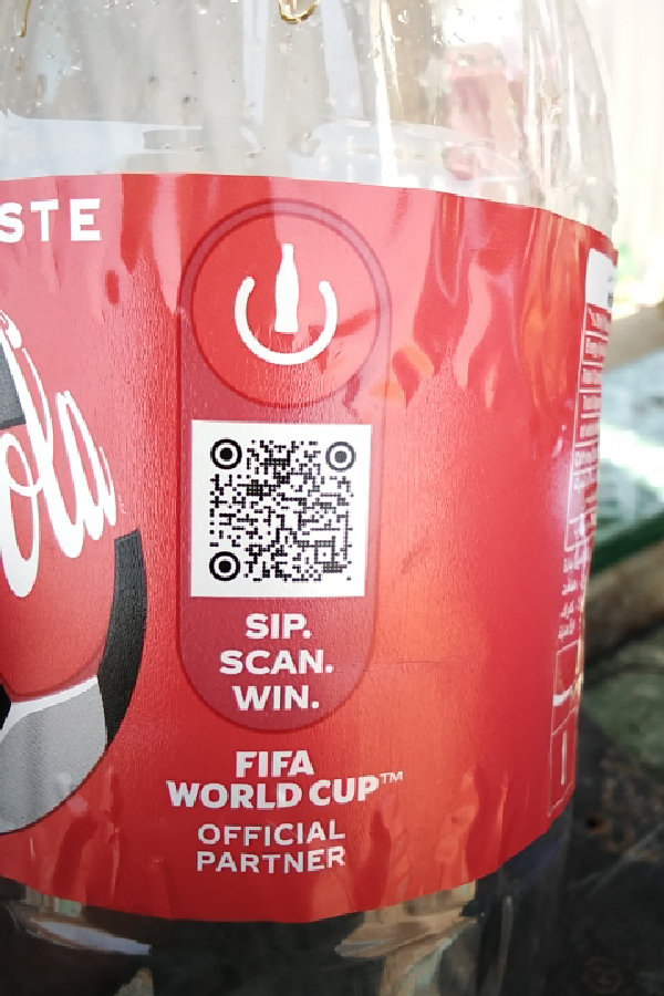 Coca-Cola (Non-alcoholic carbonated soft drink) - Image 1