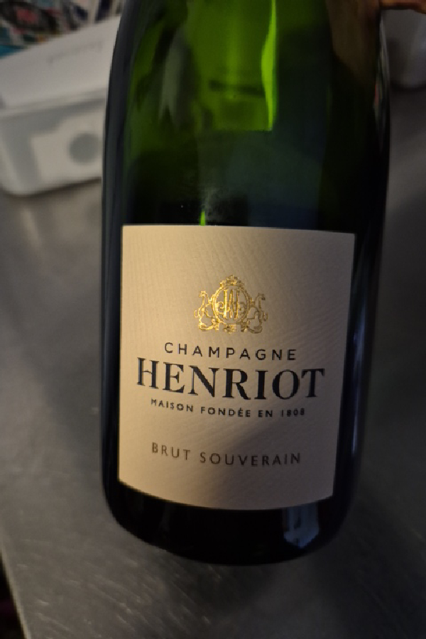 Henriot Brut Souverain - Image 1
