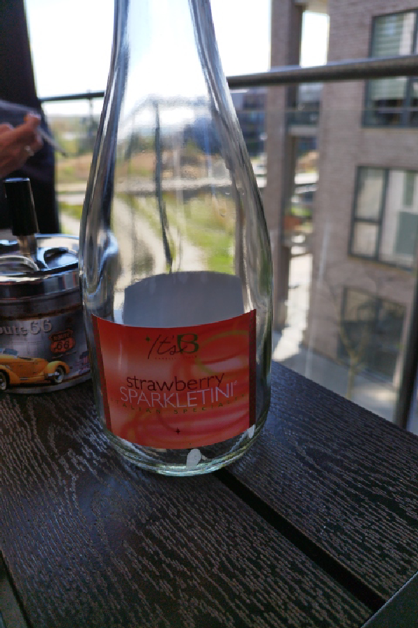 Strawberry Sparkletini Italian Specialty - Image 1