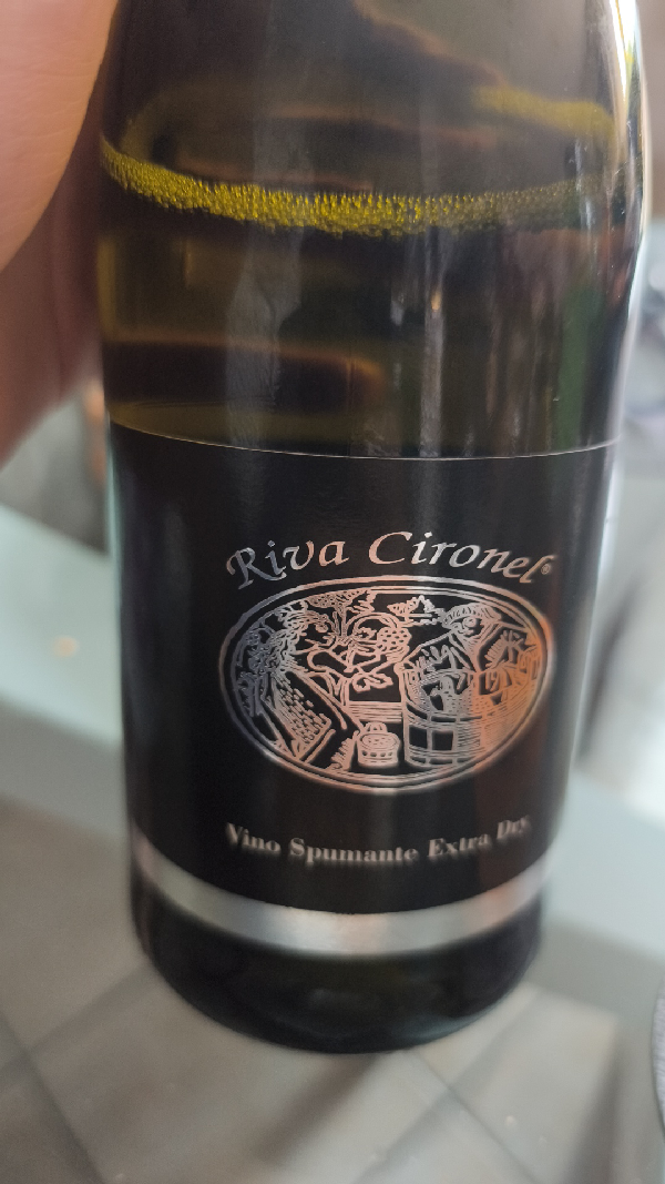 Vino Spumante Extra Dry - Image 1