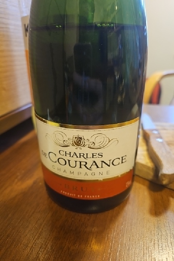 Champagne Brut - Image 1