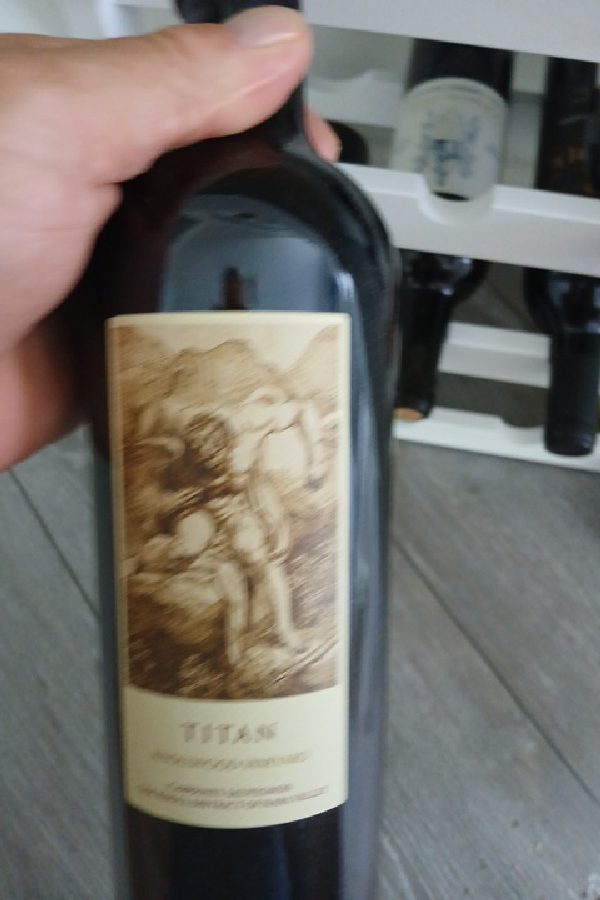Titan Knollwood Vineyard Cabernet Sauvignon - Image 1