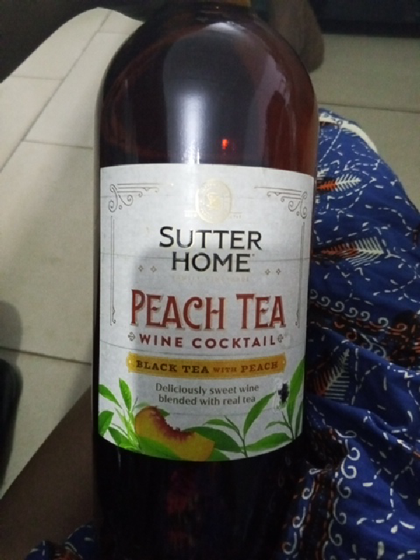 Peach Tea Wine Cocktail - Image 1