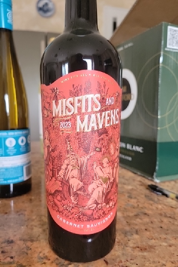 Misfits and Mavens Cabernet Sauvignon - Image 1