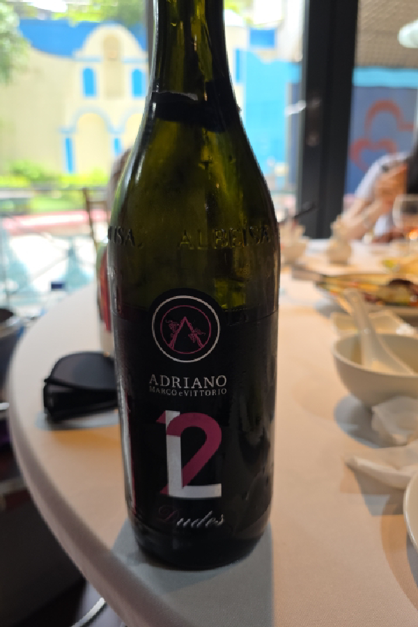 12 Dudes Spumante Brut Rosato - Image 1