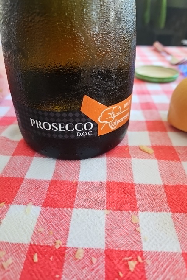 Prosecco D.O.C. Brut - Image 1