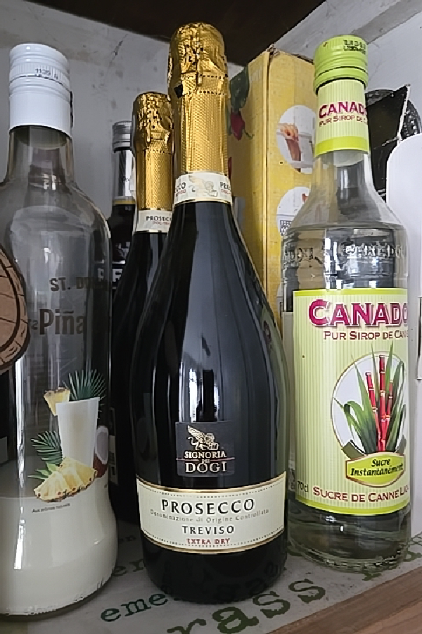 Signoria dei Dogi Prosecco Treviso Extra Dry - Image 1