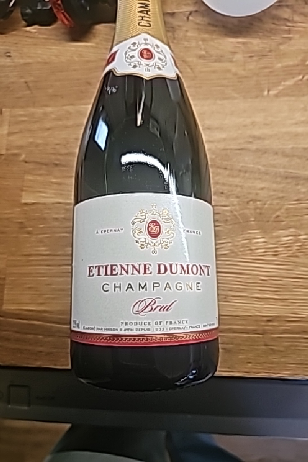 Etienne Dumont Champagne Brut - Image 1