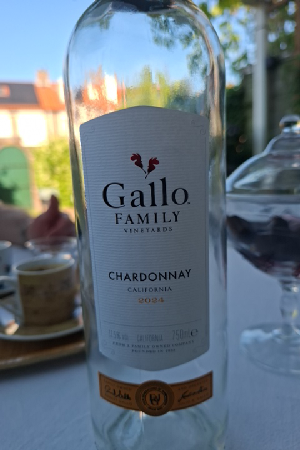 Gallo Family Vineyards Chardonnay - Image 1