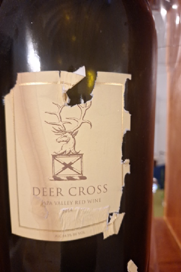 Deer Cross Red Wine - Image 1