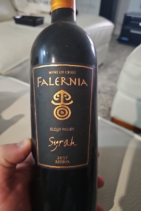 Falernia Reserva Syrah - Image 1