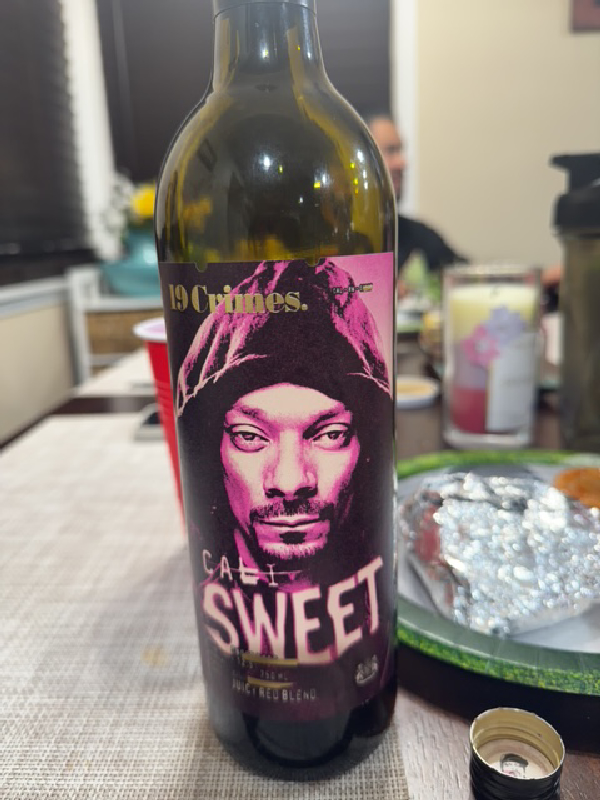19 Crimes Cali Sweet Red Blend - Image 1