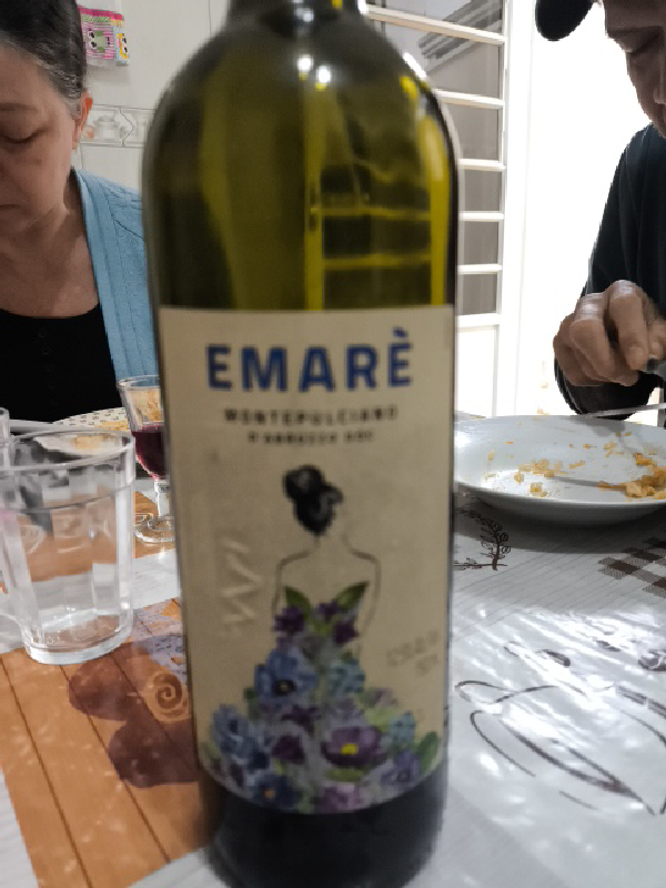 Emarè Montepulciano d'Abruzzo - Image 1