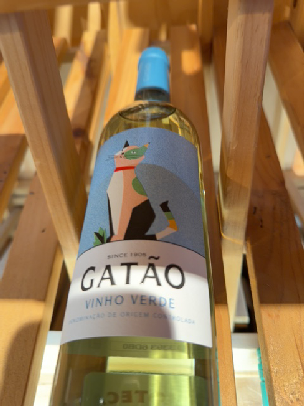 Gatão Vinho Verde - Image 1