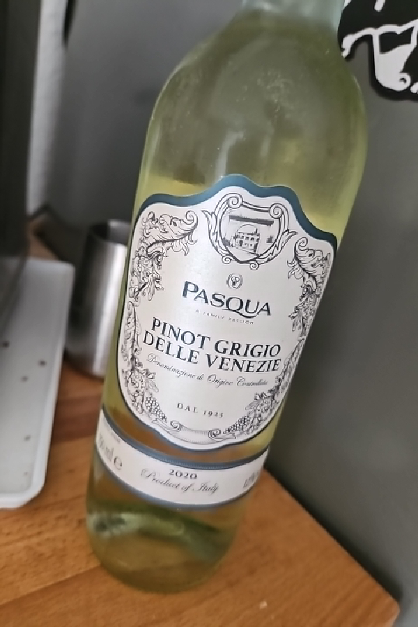 Pinot Grigio delle Venezie - Image 1