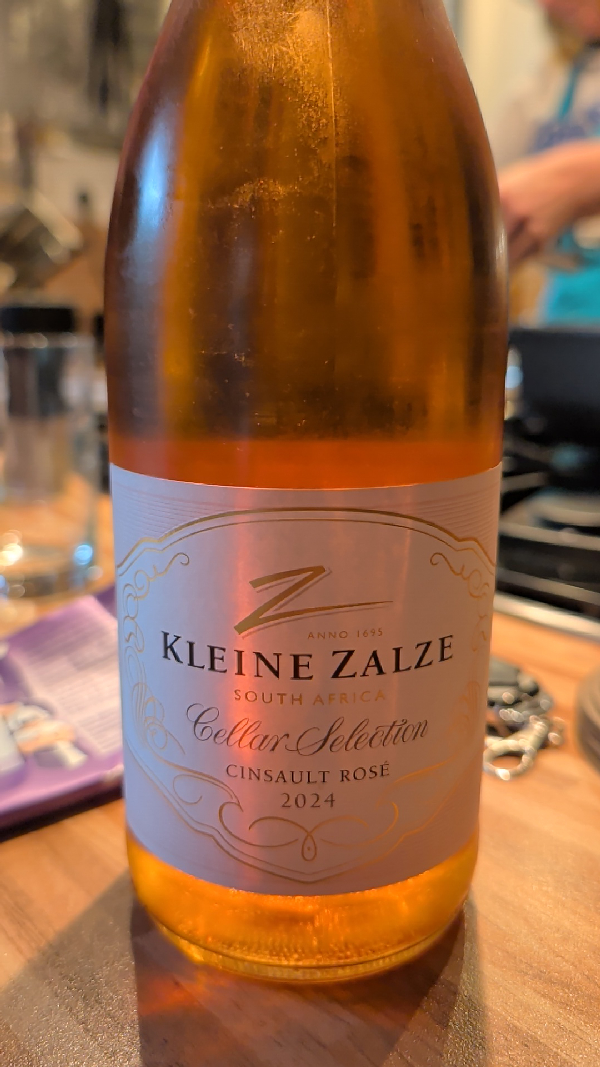 Kleine Zalze Cellar Selection Cinsault Rosé 2024 - Image 1