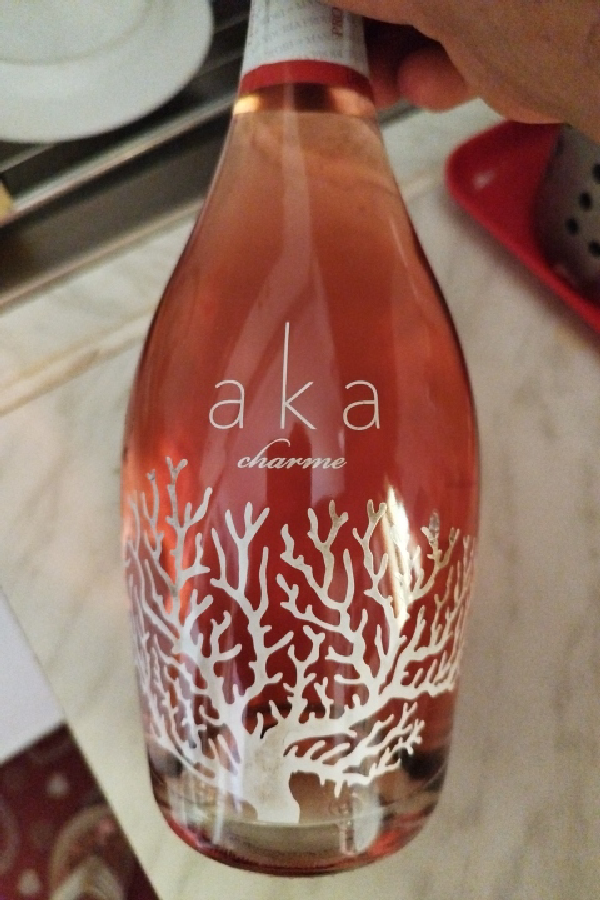 Aka Charme Rosato Spumante Brut - Image 1