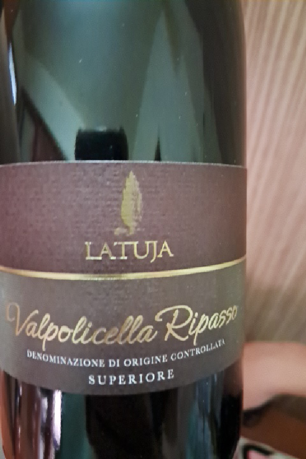 Latuja Valpolicella Ripasso Superiore - Image 1