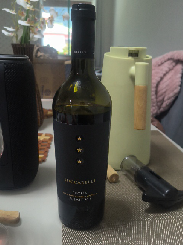 Luccarelli Primitivo Puglia - Image 1