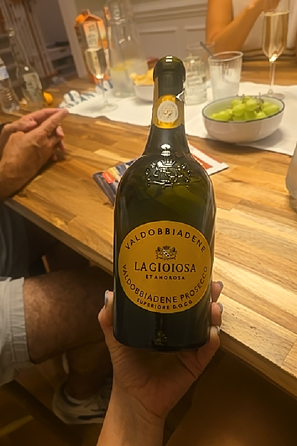Valdobbiadene Prosecco Superiore DOCG - Image 1