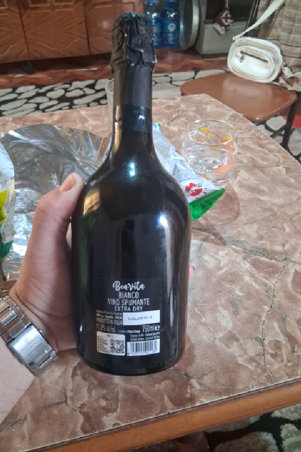 Bearvita Bianco Vino Spumante Extra Dry - Image 1