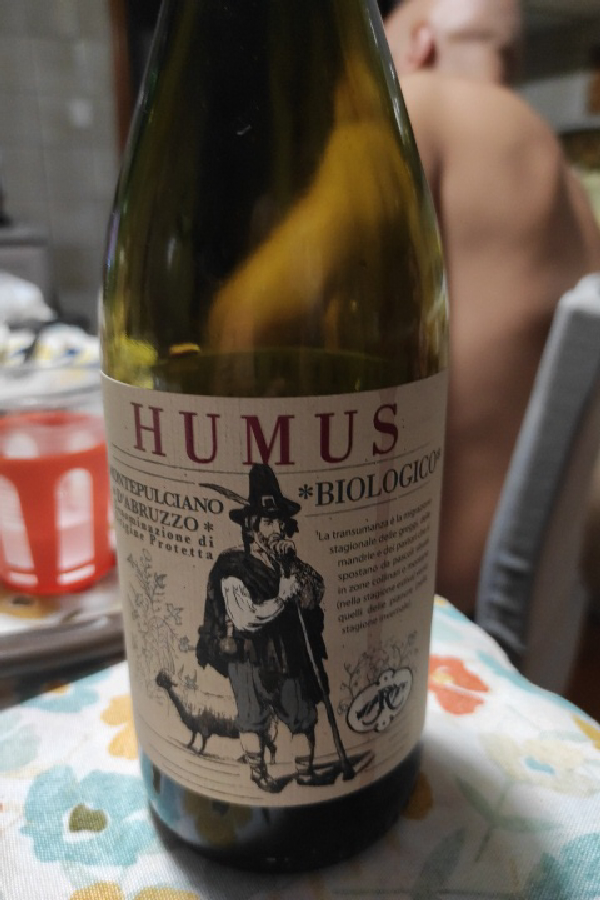 Humus Montepulciano d'Abruzzo - Image 1