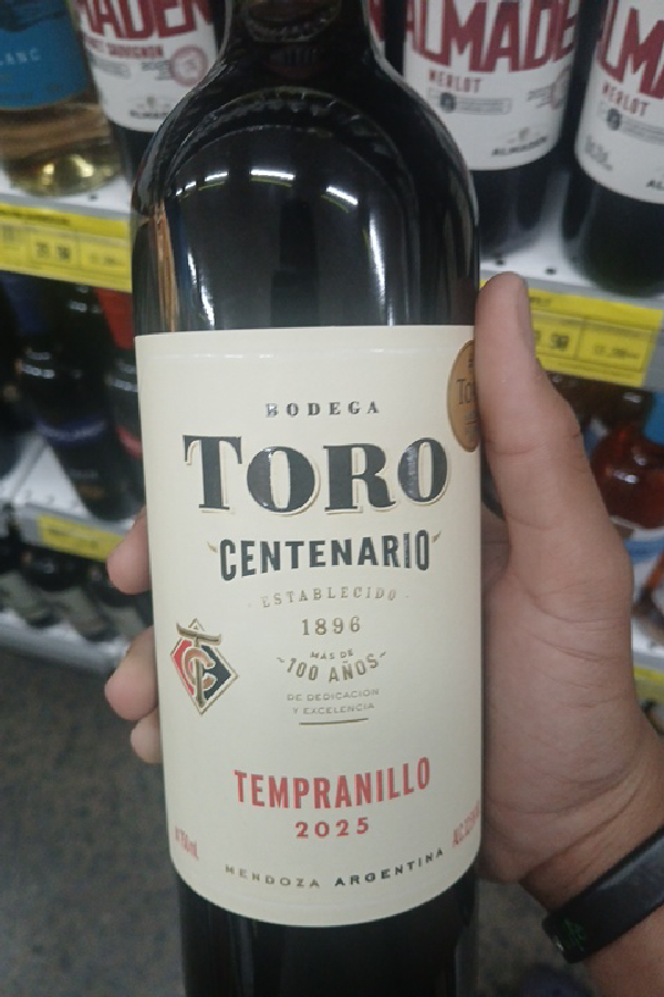 Toro Centenario Tempranillo - Image 1