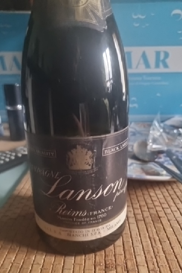 Lanson Le Black Label Brut - Image 1