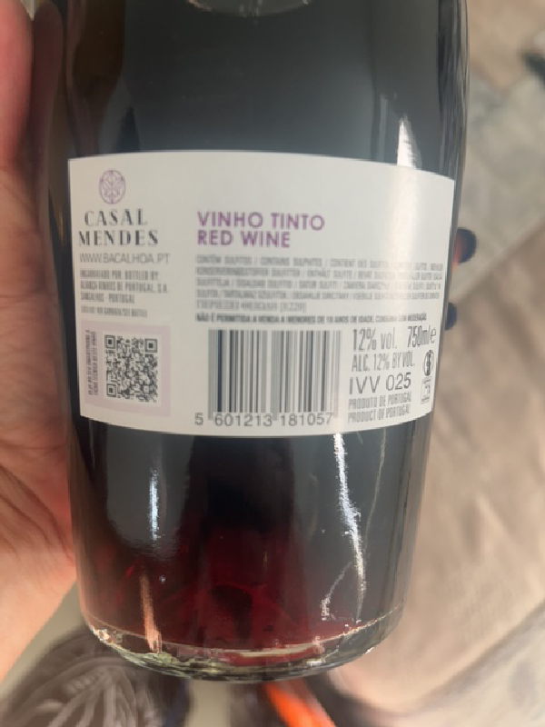 Casal Mendes Vinho Tinto - Image 1