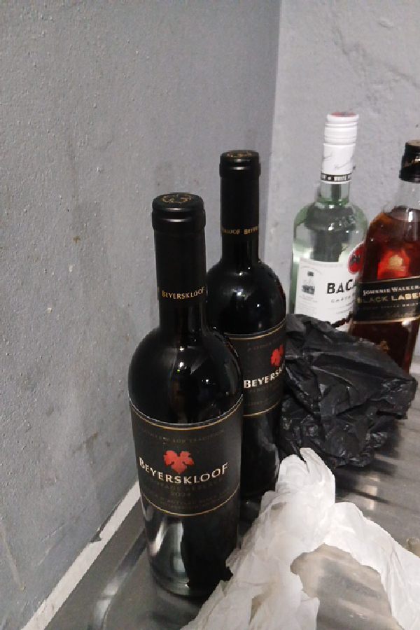 Pinotage Reserve - Image 1