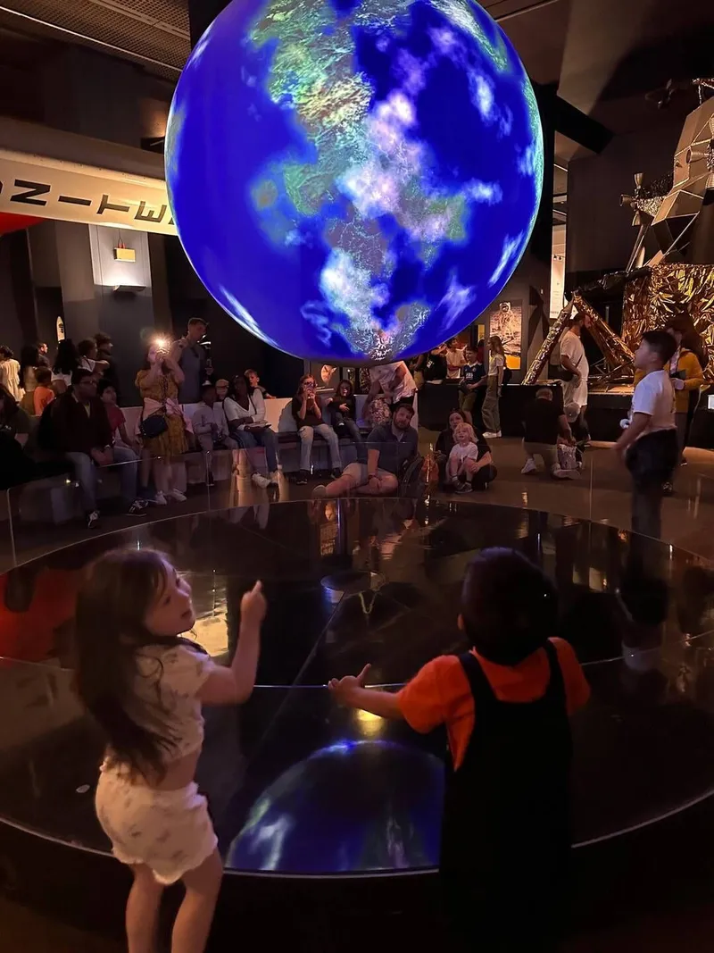 Science museum, photo 2 of 4