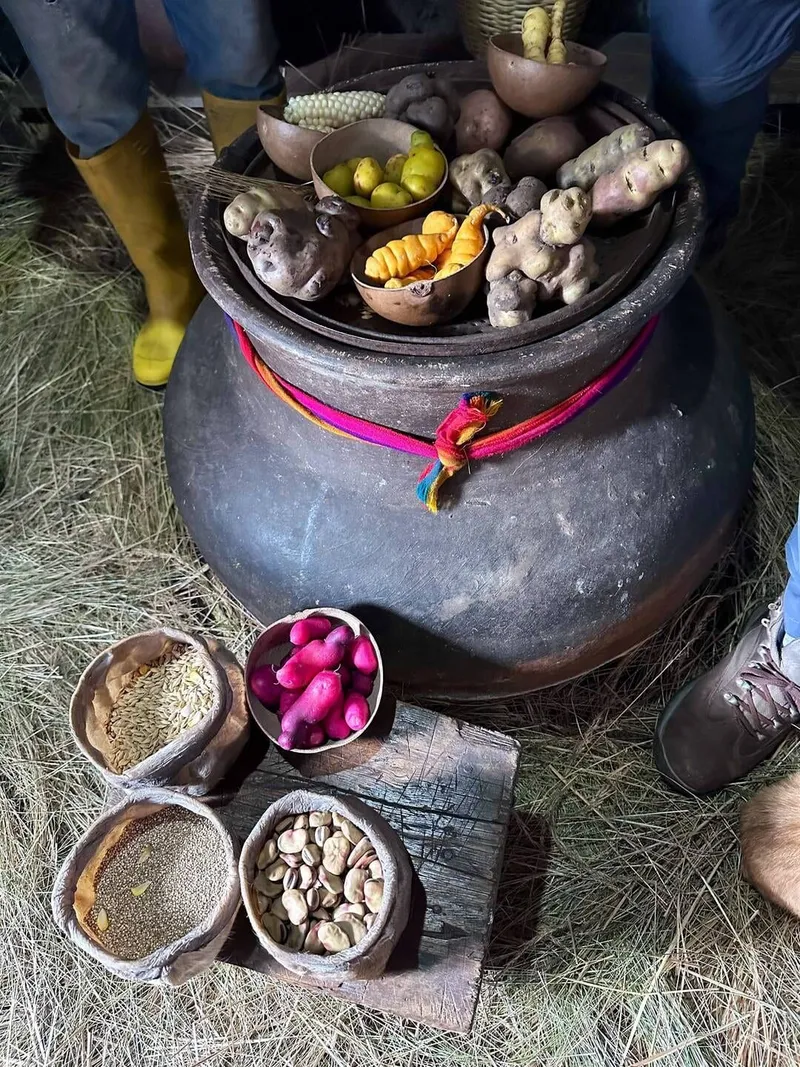 Markets and Indigenous community, photo 4 of 7