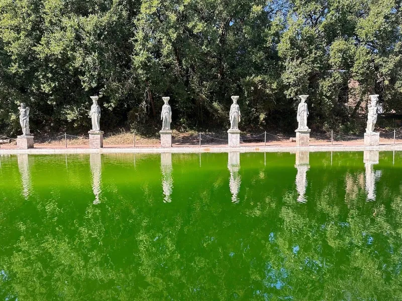 Hadrians Villa, photo 3 of 7