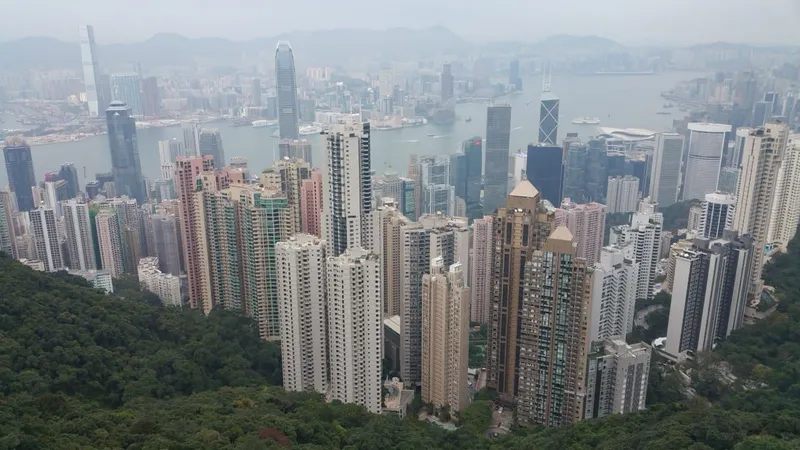 Up to Victoria Peak for a great view, photo 7 of 16