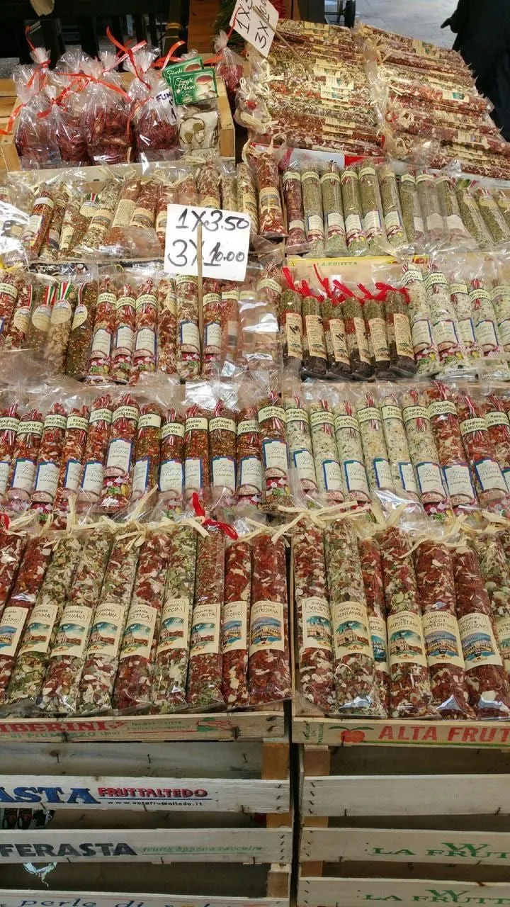 Rialto Markets, photo 2 of 6
