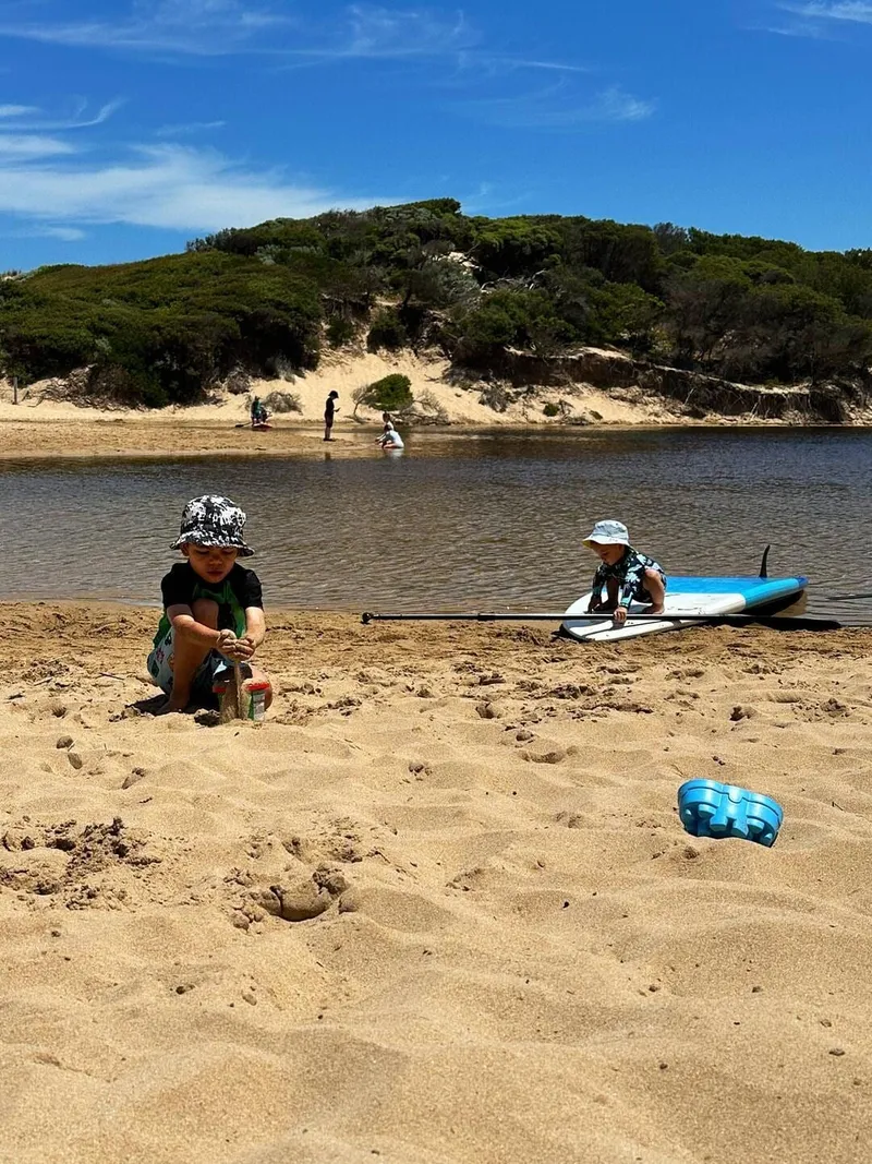 Beach fun (but not for my feet again!), photo 7 of 8