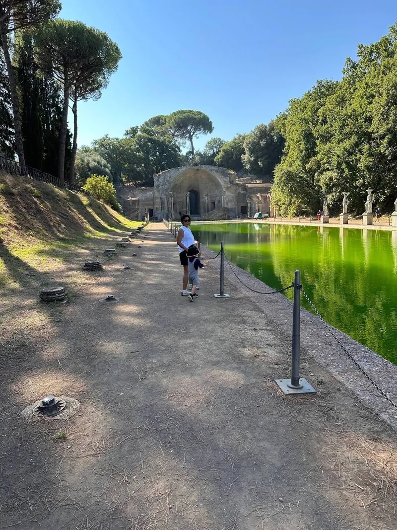 Hadrians Villa, photo 2 of 7