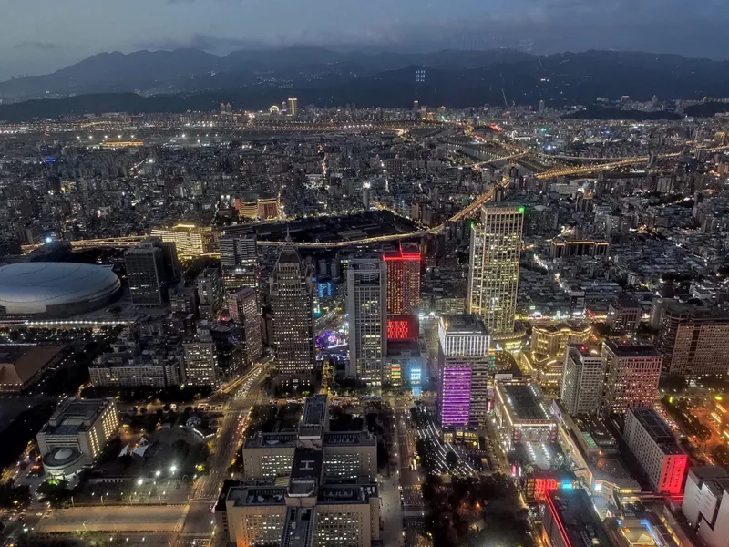 Night views of Taiwan, photo 1 of 4
